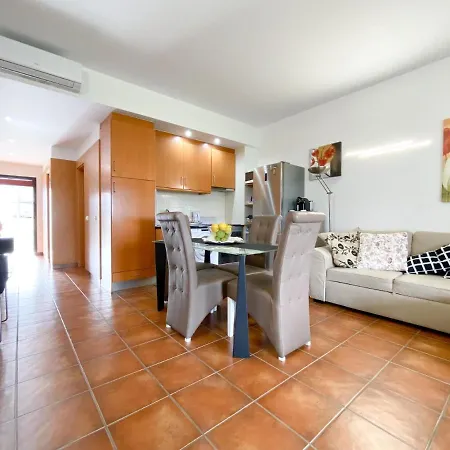 Casa Lucrecia - Apartamento Com Piscina E Campo De Tenis Apartment